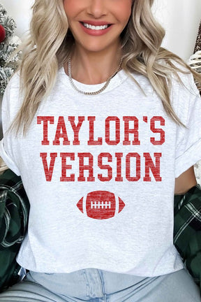 TAYLORS VERSION FOOTBALL OVERSIZED GRAPHIC TEE